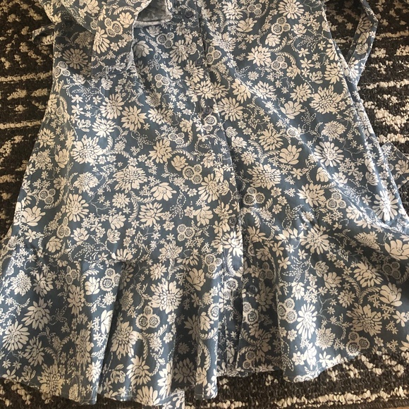 Dress - Picture 6 of 6